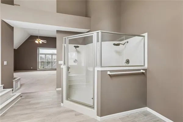 $620,000 | 6642 Northwest Monticello Court, Parkville, MO 64152