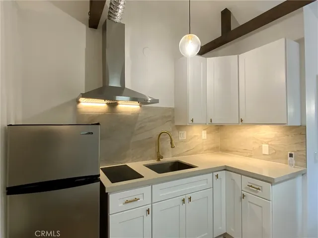 $1,099,000 | 17091 B Lane, Huntington Beach, CA 92647