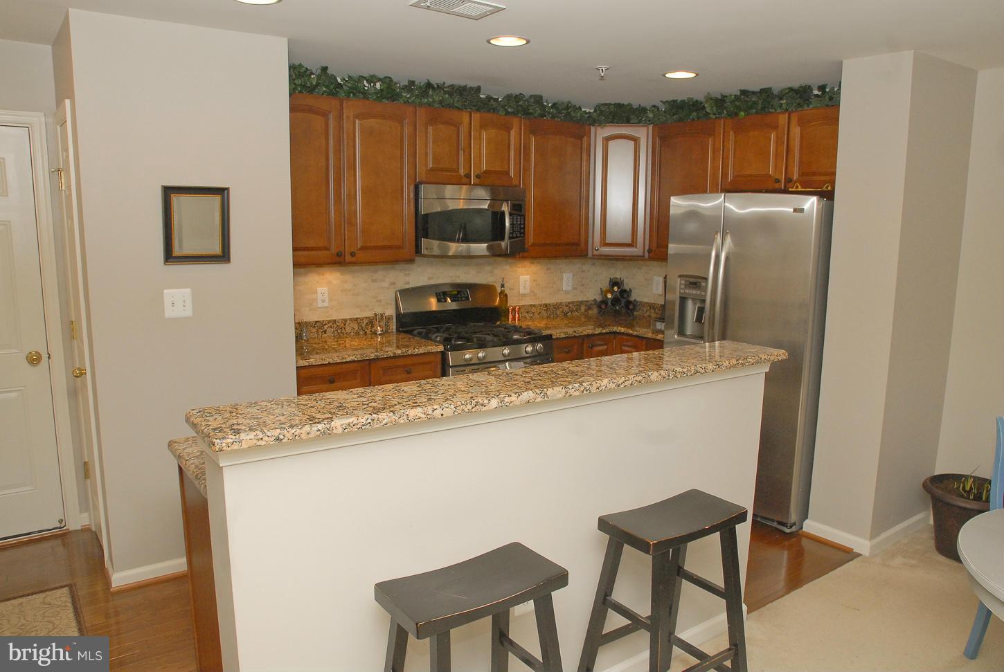 6038 Machen Road, Unit 191 Centreville, VA 20121 - Photo 6 of 16 Kitchen