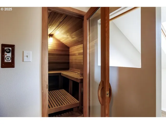 $939,900 | 4905 Northwest Kahneeta Court, Portland, OR 97229