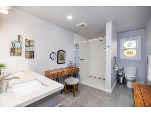 $939,900 | 4905 Northwest Kahneeta Court, Portland, OR 97229