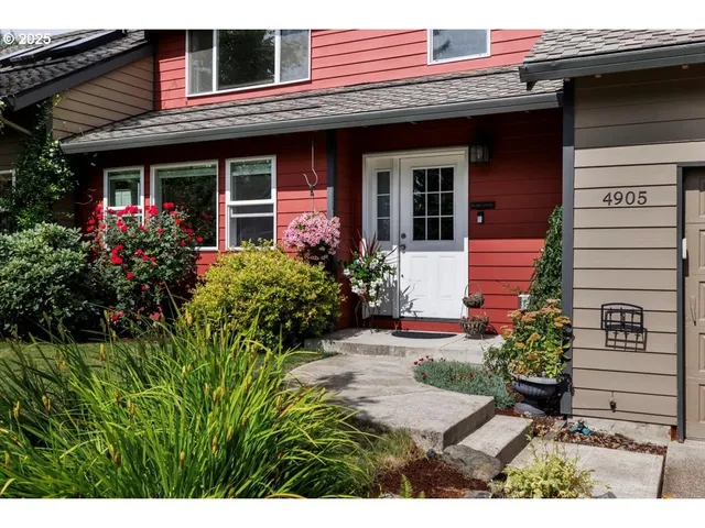 $939,900 | 4905 Northwest Kahneeta Court, Portland, OR 97229