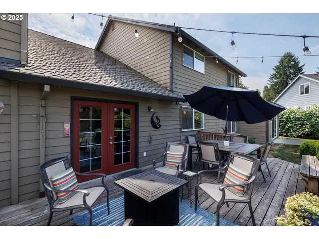 $939,900 | 4905 Northwest Kahneeta Court, Portland, OR 97229