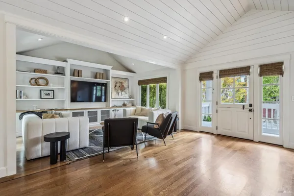 $3,095,000 | 133 Ward Street, Larkspur, CA 94939