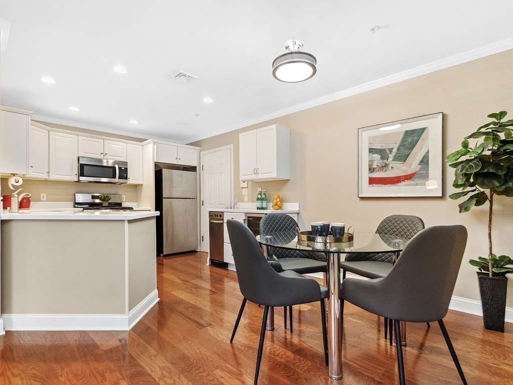 108 Harvard Street, Unit 1 Brookline, MA 02446 - Photo 7 of 24