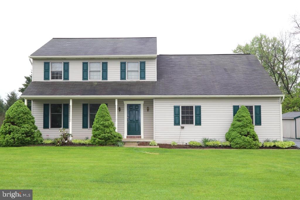 1491 Shumaker Road Manheim, PA 17545 - Photo 2 of 22
