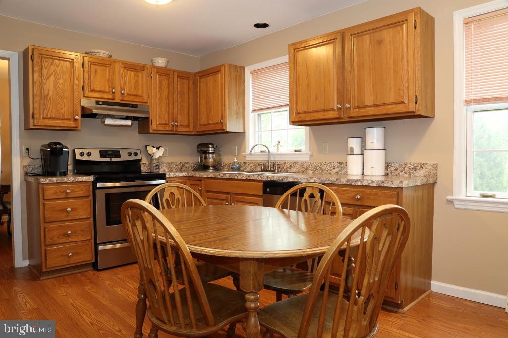 1491 Shumaker Road Manheim, PA 17545 - Photo 9 of 22