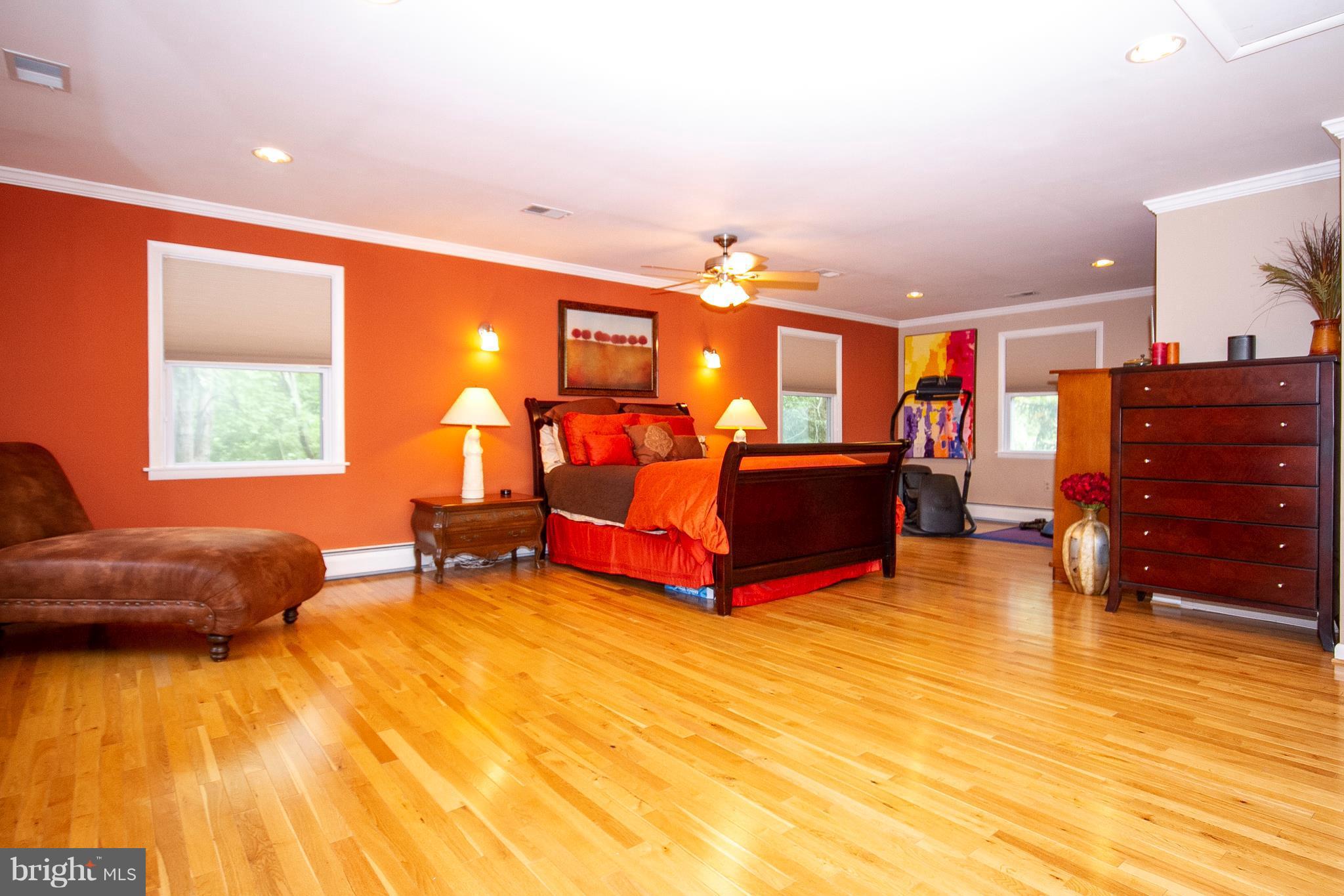 5029 Durham Road East Columbia, MD 21044 - Photo 17 of 27 Bedroom (Master)