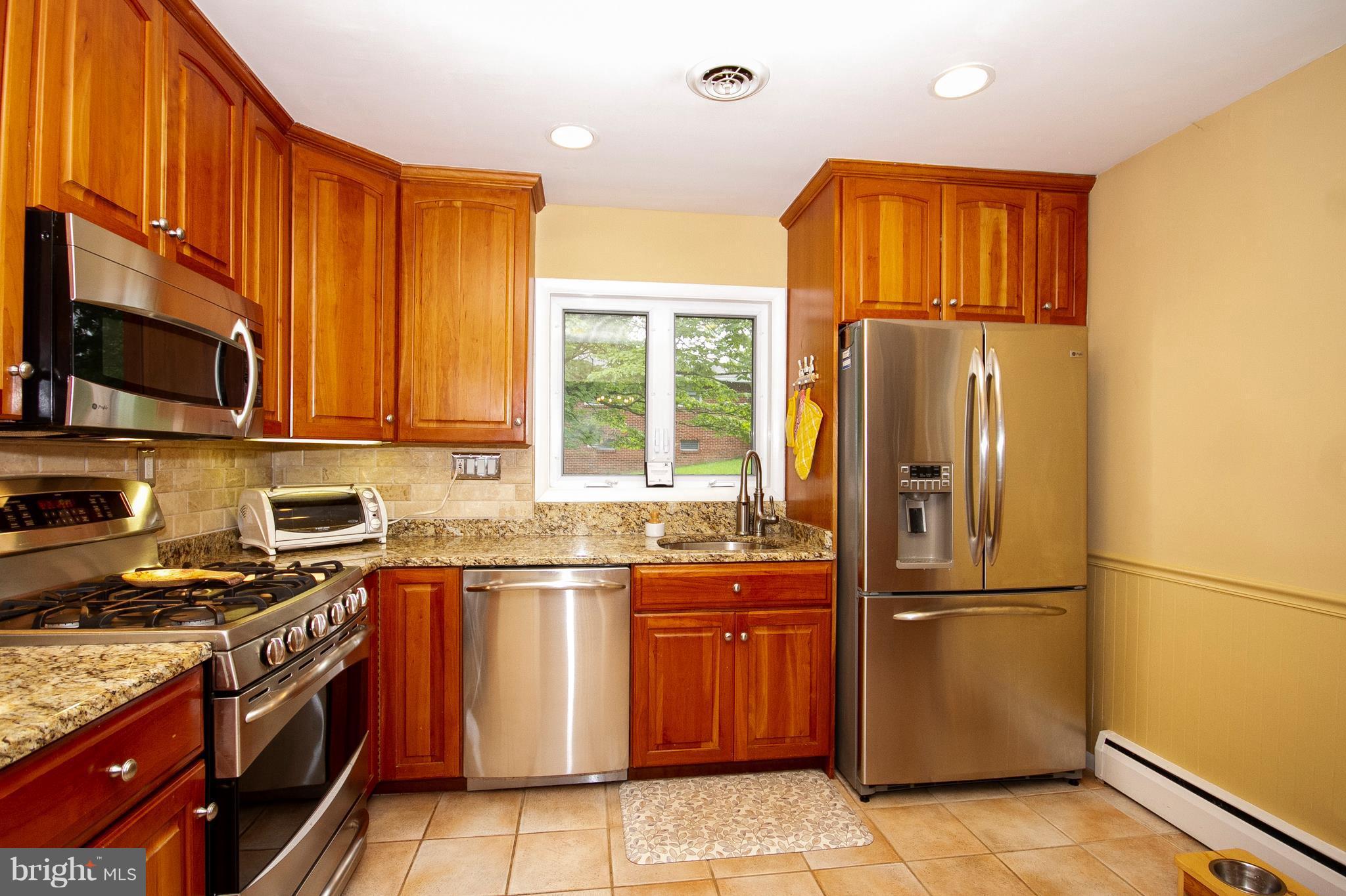 5029 Durham Road East Columbia, MD 21044 - Photo 5 of 27 Kitchen