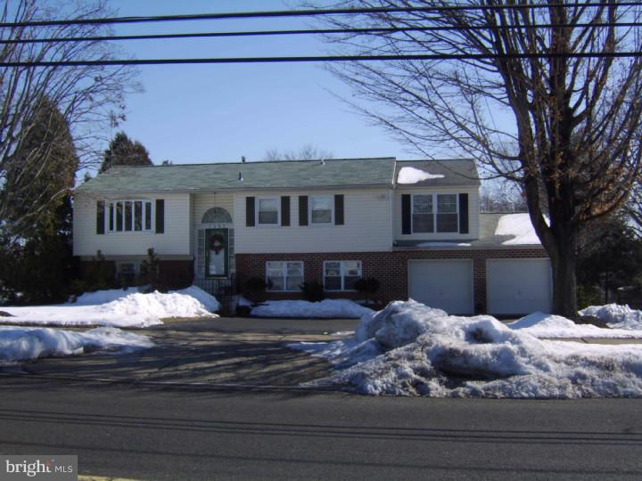 1095 Valley Road Warminster, PA 18974 - Photo 1 of 20 Gallery Image 1