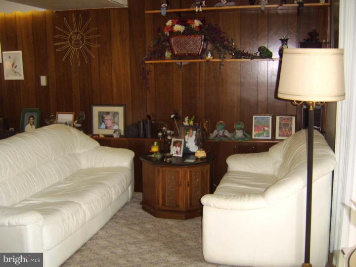 1095 Valley Road Warminster, PA 18974 - Photo 14 of 20 Gallery Image 14
