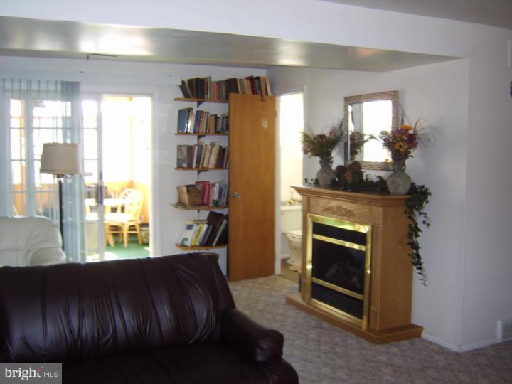 1095 Valley Road Warminster, PA 18974 - Photo 15 of 20 Gallery Image 15