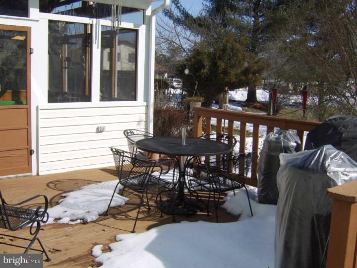 1095 Valley Road Warminster, PA 18974 - Photo 18 of 20 Gallery Image 18