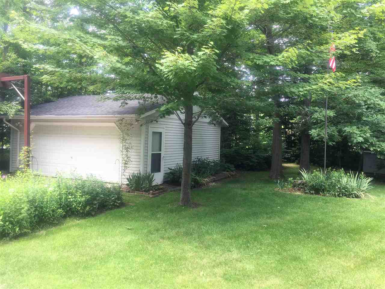 9019 Hartzell Road Fort Wayne, IN 46816 - Photo 9 of 30 Gallery Image 9