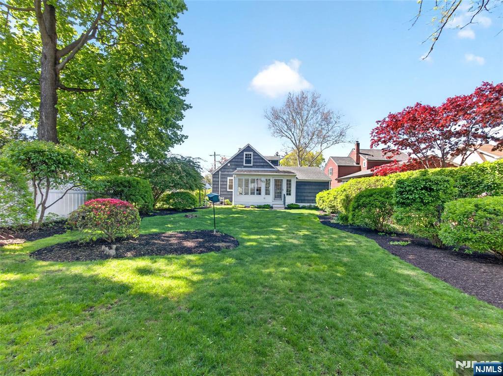 832 Summit Avenue Hackensack, NJ 07601 - Photo 18 of 20