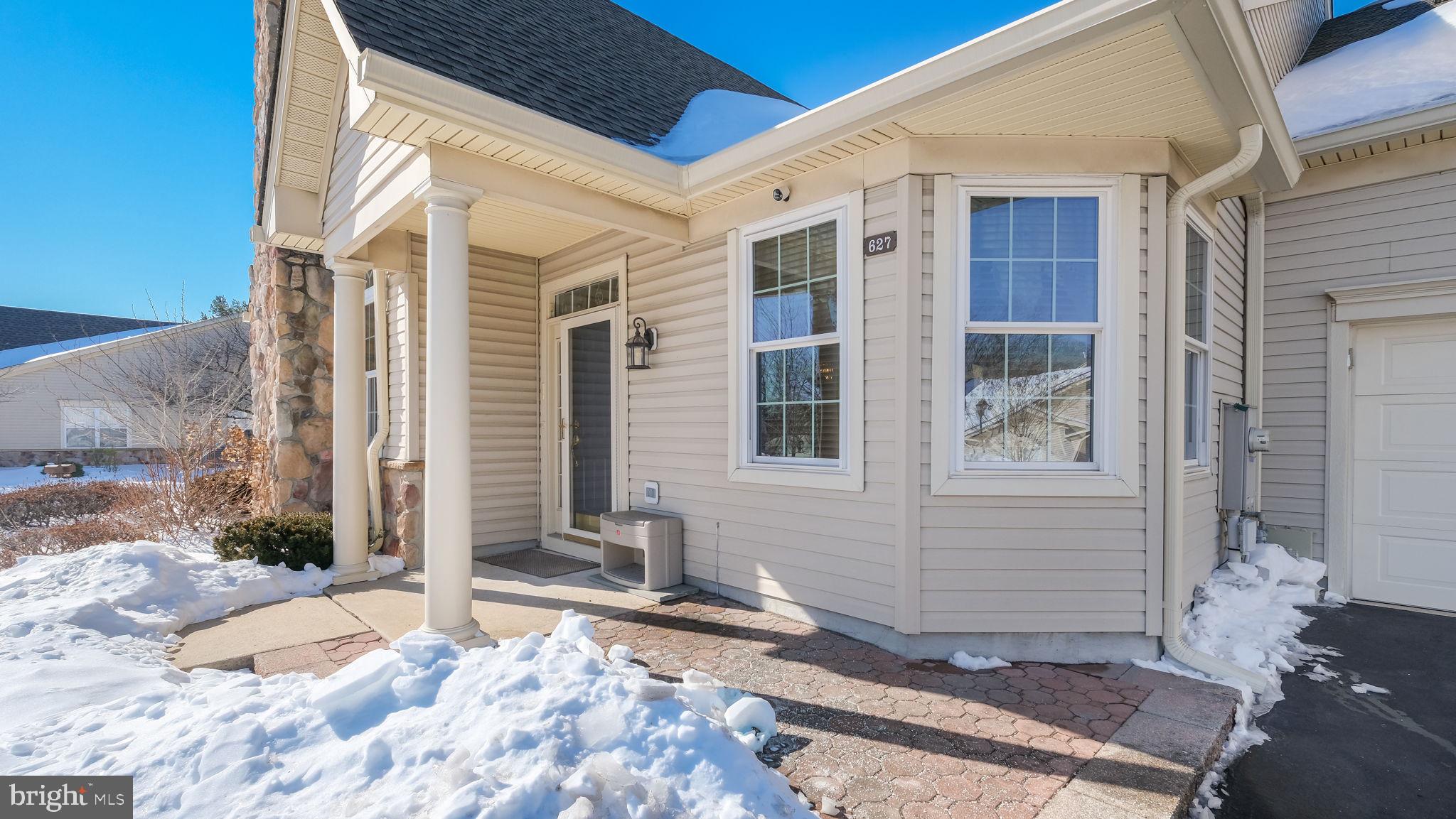 627 Bellflower Road Langhorne, PA 19047 - Photo 3 of 31