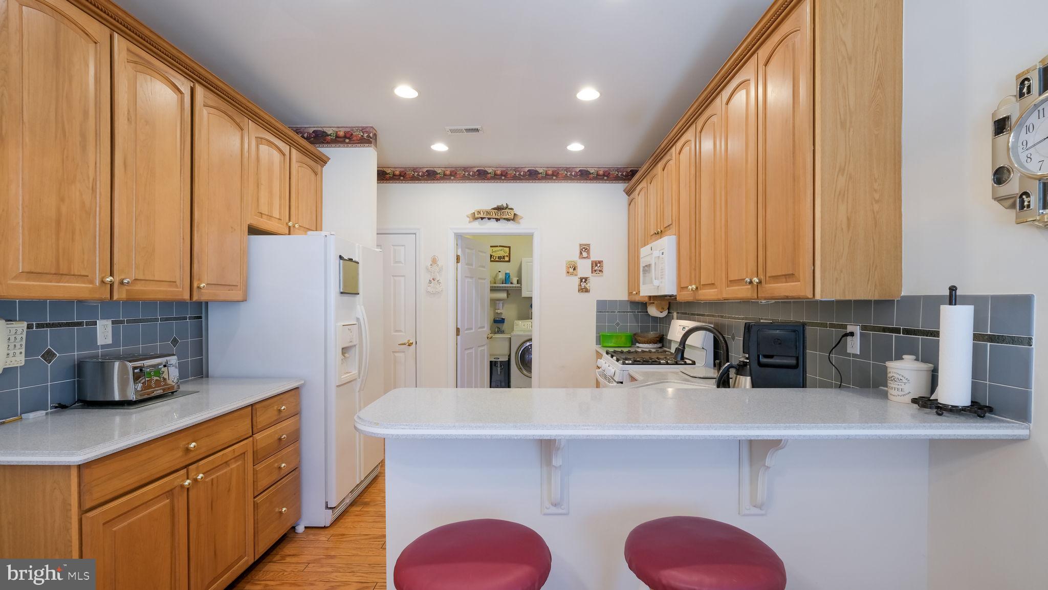 627 Bellflower Road Langhorne, PA 19047 - Photo 10 of 31 Kitchen