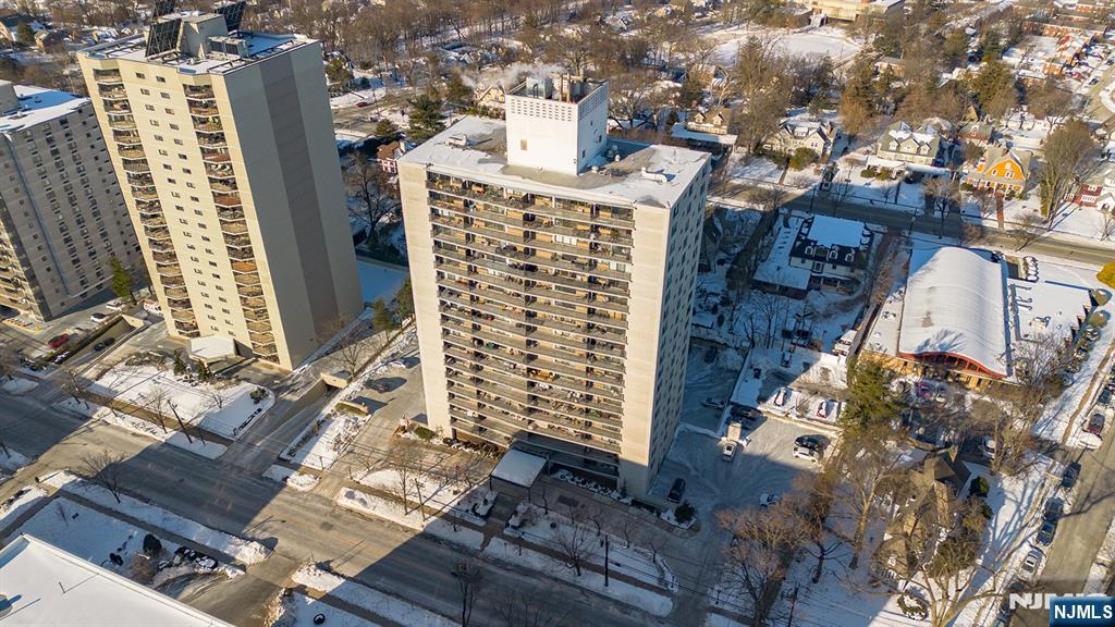 277 Prospect Avenue, Unit 18B Hackensack, NJ 07601 - Photo 5 of 29