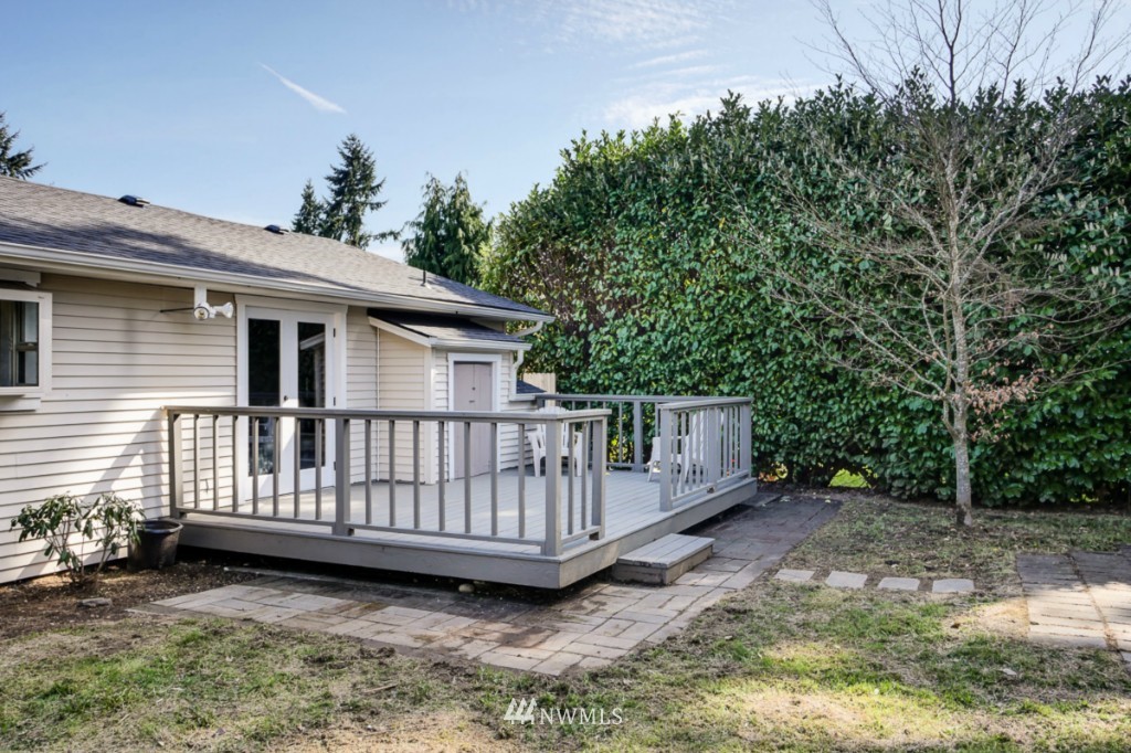 10125 128th Avenue Southeast Renton, WA 98056 - Photo 19 of 22 Gallery Image 19