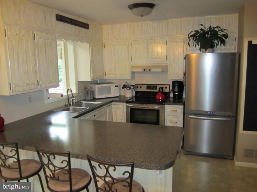 11 Buch Mill Road Lititz, PA 17543 - Photo 8 of 21