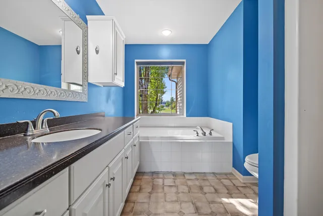 $545,000 | 614 Stoecker Farm Avenue, Mukwonago, WI 53149