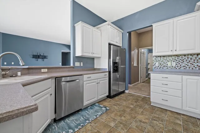 $545,000 | 614 Stoecker Farm Avenue, Mukwonago, WI 53149