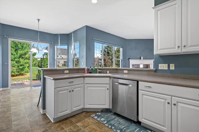 $545,000 | 614 Stoecker Farm Avenue, Mukwonago, WI 53149