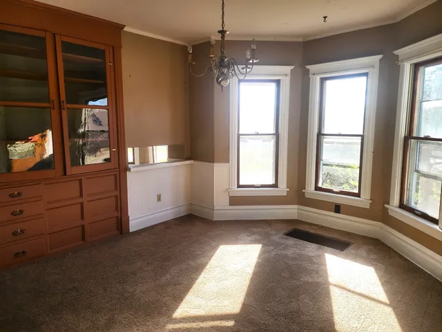 $2,200 | 17 McHenry Avenue, Crystal Lake, IL 60014