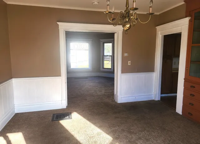 $2,200 | 17 McHenry Avenue, Crystal Lake, IL 60014