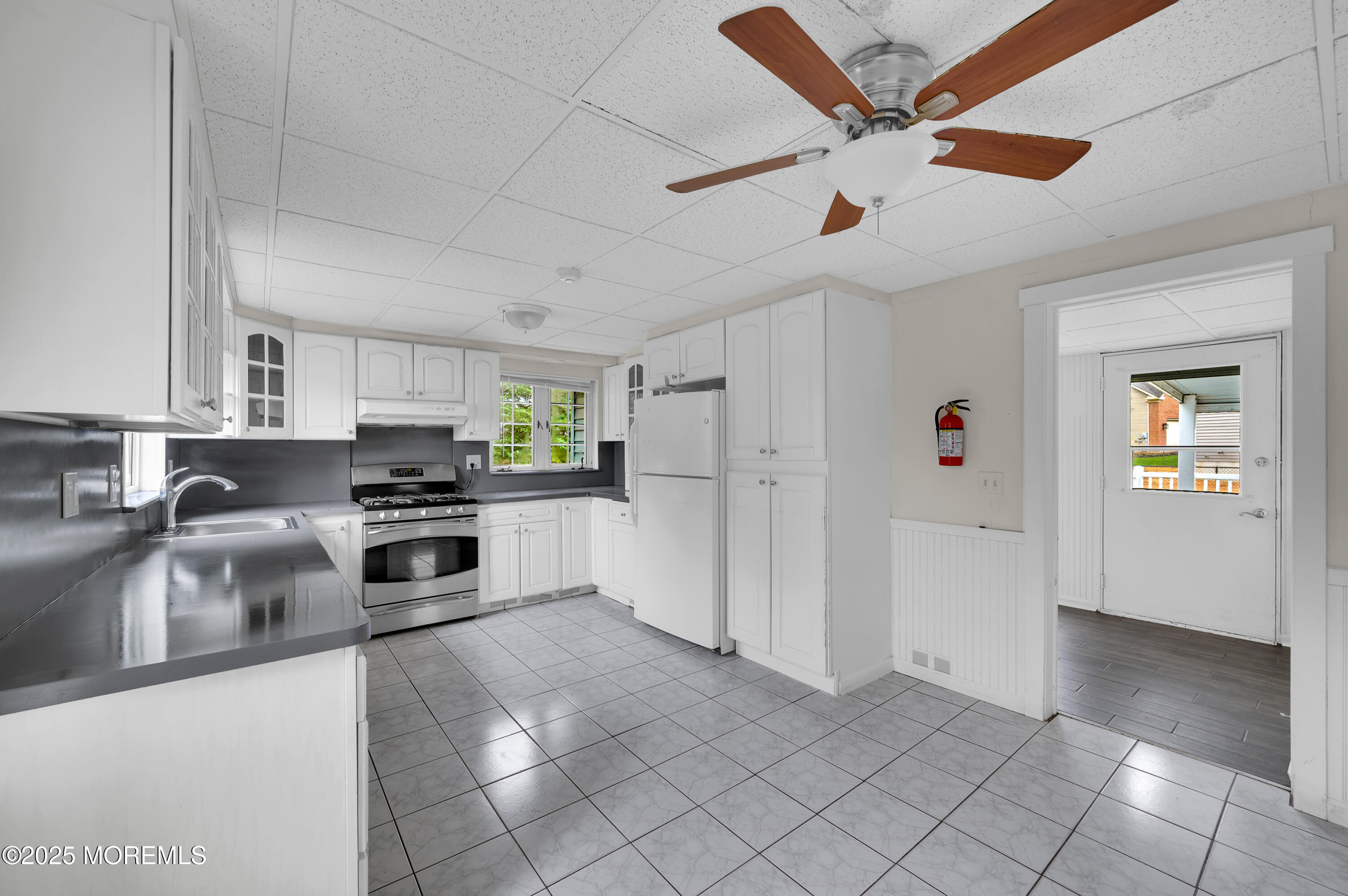 105 Cedar Grove Road Toms River, NJ 08753 - Photo 17 of 30 Kitchen 3