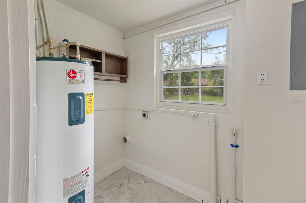 15226 Valdosta Road Spring Hill, FL 34610 - Photo 28 of 42