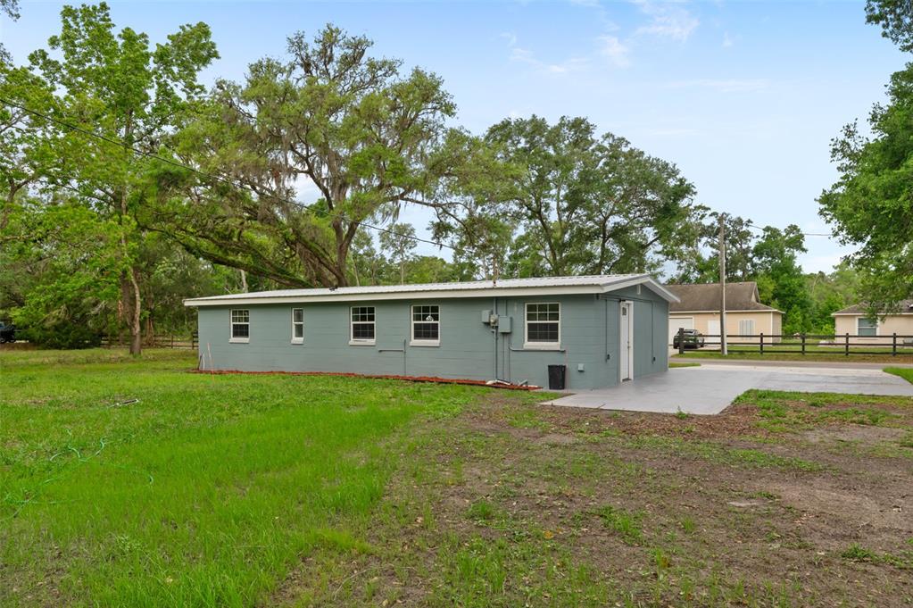 15226 Valdosta Road Spring Hill, FL 34610 - Photo 34 of 42