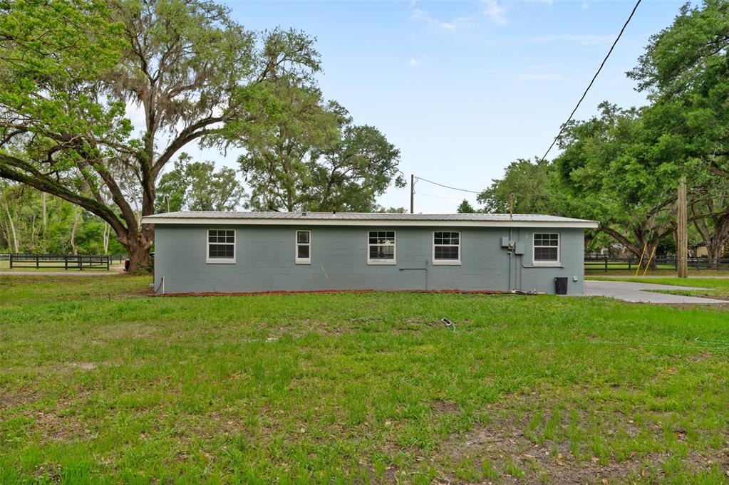 15226 Valdosta Road Spring Hill, FL 34610 - Photo 35 of 42