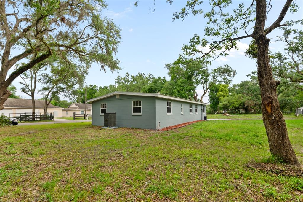 15226 Valdosta Road Spring Hill, FL 34610 - Photo 36 of 42