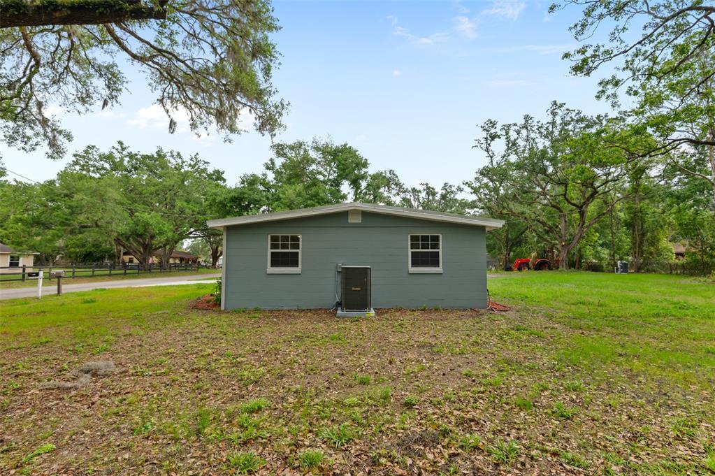 15226 Valdosta Road Spring Hill, FL 34610 - Photo 37 of 42