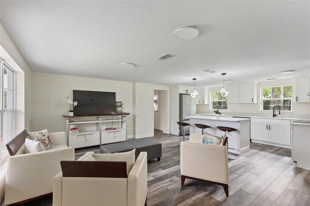 15226 Valdosta Road Spring Hill, FL 34610 - Photo 5 of 42