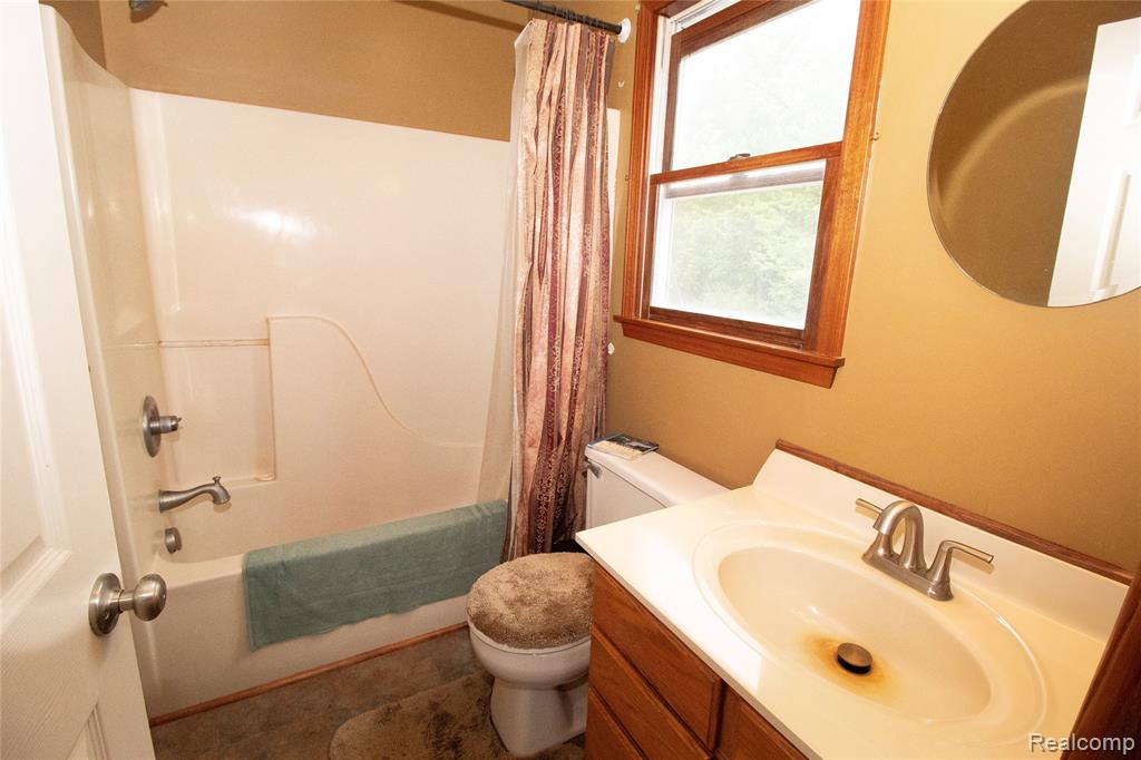 4898 Mt Morris Road Columbiaville, MI 48421 - Photo 29 of 60
