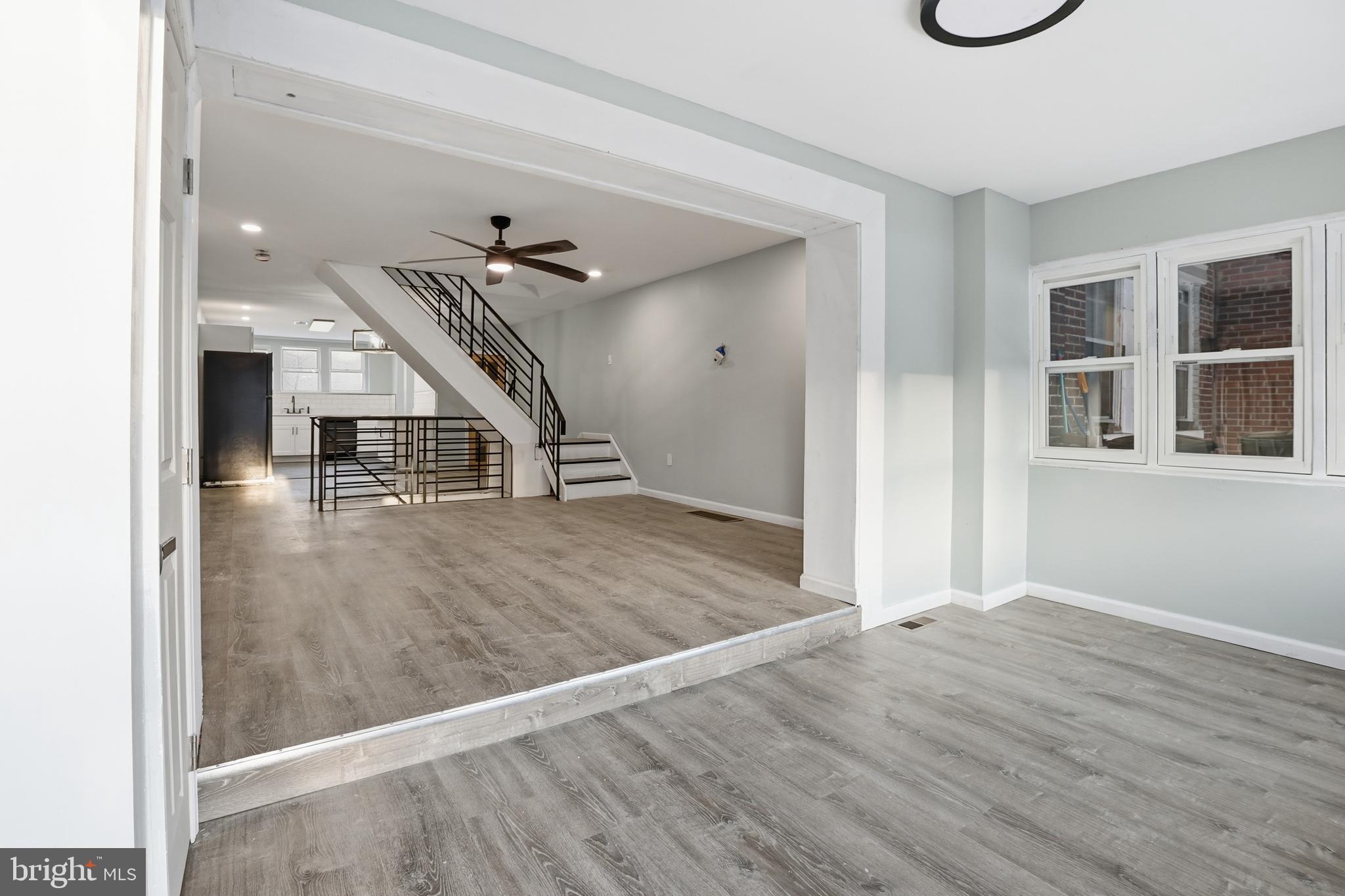 1633 South 59th Street Philadelphia, PA 19143 - Photo 3 of 30