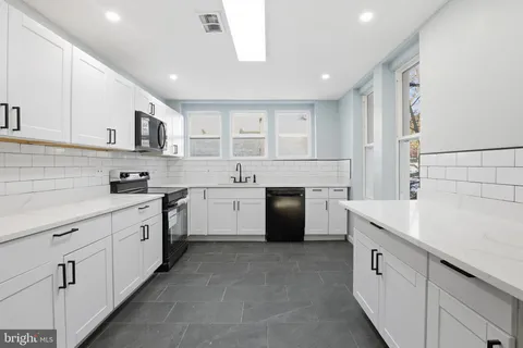 $250,000 | 1633 South 59th Street, Philadelphia, PA 19143