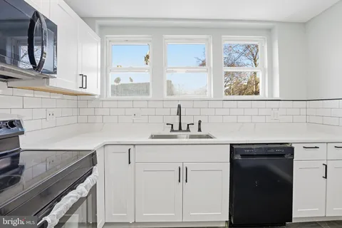 $250,000 | 1633 South 59th Street, Philadelphia, PA 19143