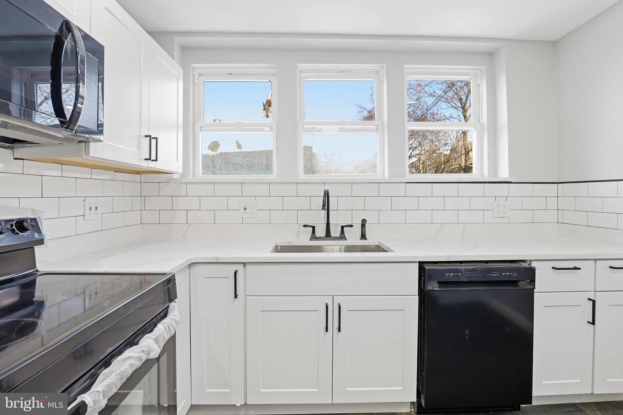 1633 South 59th Street Philadelphia, PA 19143 - Photo 10 of 30