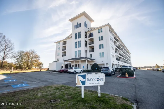 $237,000 | 630 Bay Cove Drive, Unit 204, Biloxi, MS 39532