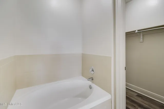 $237,000 | 630 Bay Cove Drive, Unit 204, Biloxi, MS 39532