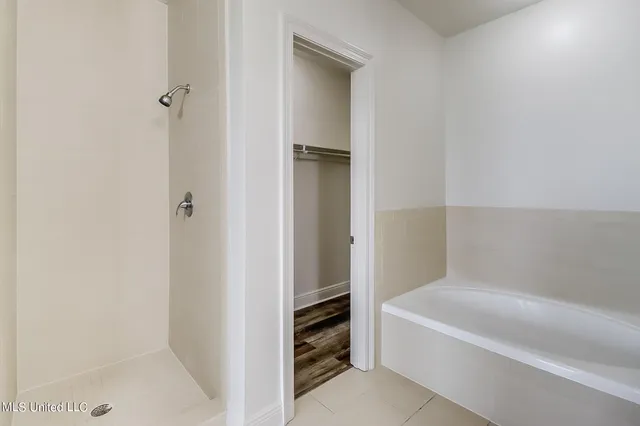 $237,000 | 630 Bay Cove Drive, Unit 204, Biloxi, MS 39532