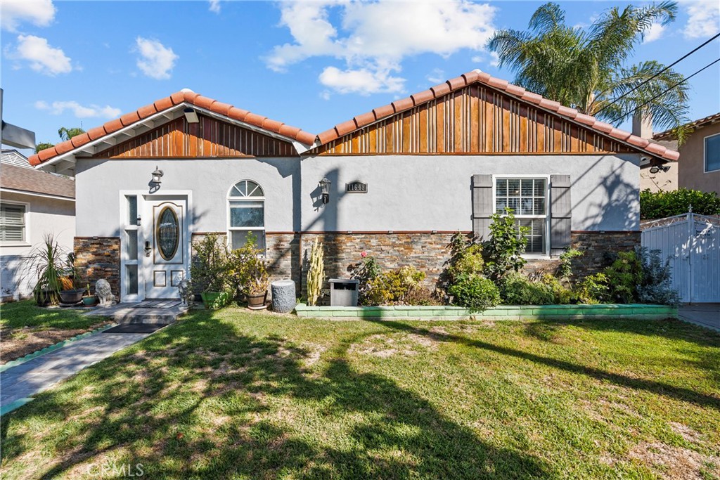 11648 Rives Avenue Downey, CA 90241 - Photo 11 of 58