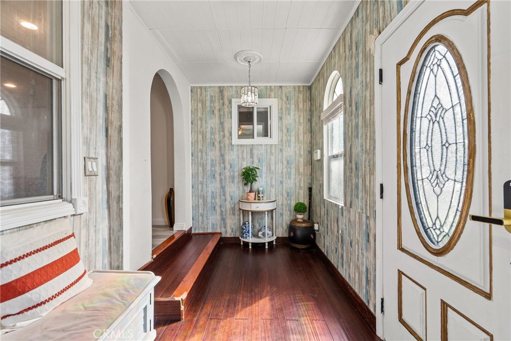 11648 Rives Avenue Downey, CA 90241 - Photo 16 of 58