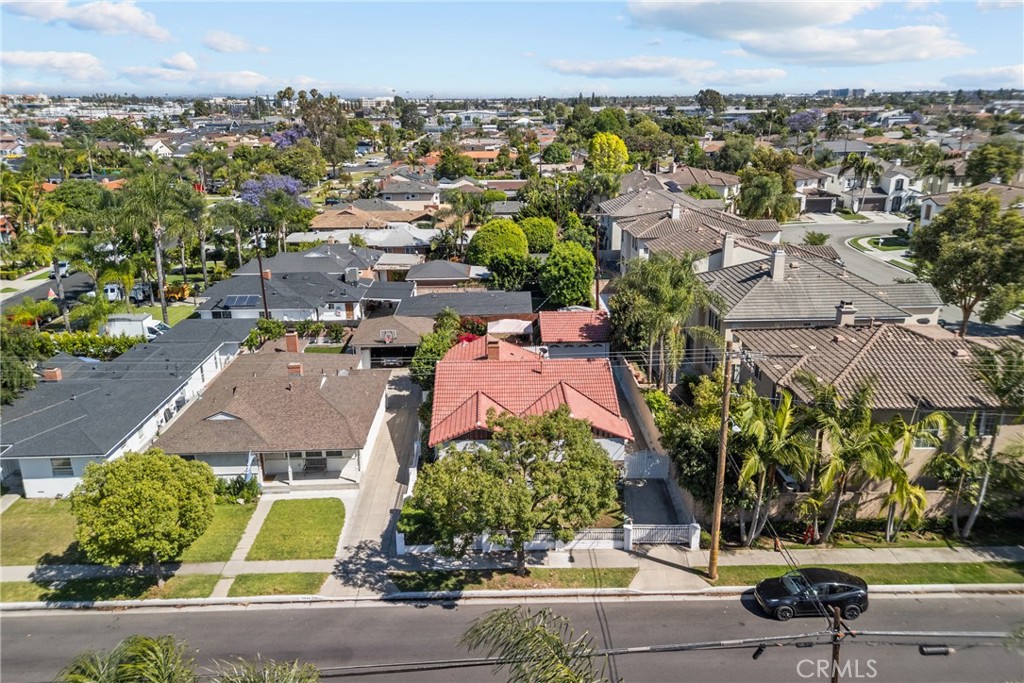 11648 Rives Avenue Downey, CA 90241 - Photo 2 of 58