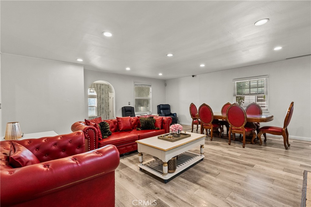 11648 Rives Avenue Downey, CA 90241 - Photo 22 of 58