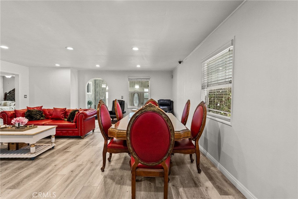 11648 Rives Avenue Downey, CA 90241 - Photo 24 of 58