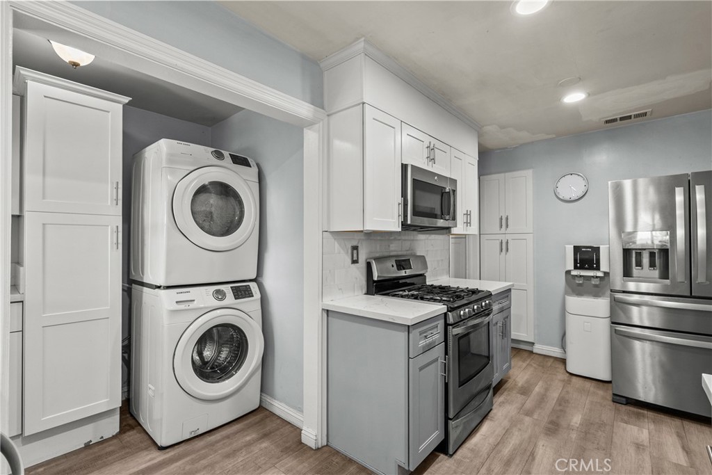 11648 Rives Avenue Downey, CA 90241 - Photo 33 of 58